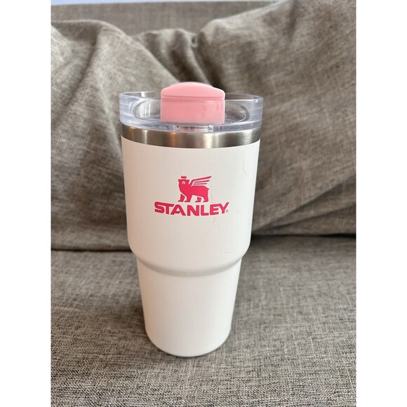 Stanley Quencher Tumbler 20oz Pink Logo Pink Slider - Picture 1 of 7